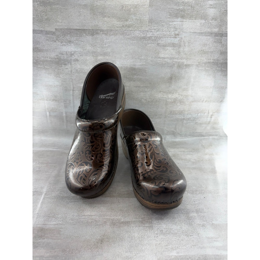 Dansko Professional Clogs‎ Bronze Metallic Paisley Patent Leather Shoes Women 39